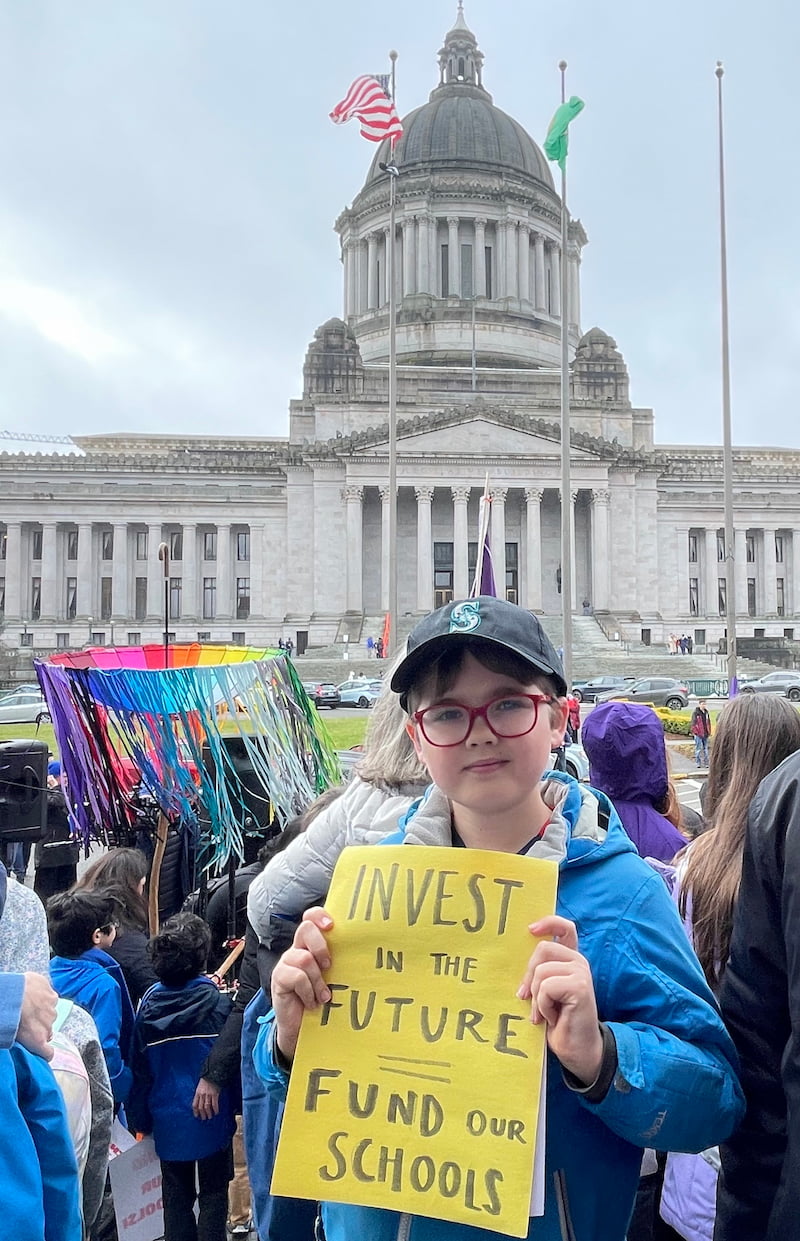 student_and_state_capitol